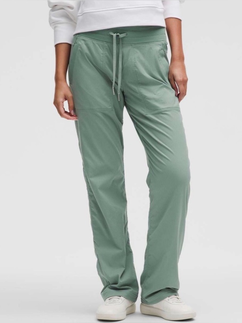 NWT Lululemon Dance Studio Mid-Rise
Lined Pant Regular Crater Blue